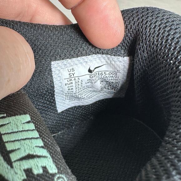 Nike Dunk Low SE GS Kids 5Y Crater Black Photo Blue Mint Green DR0165-001 Skate - Picture 7 of 9